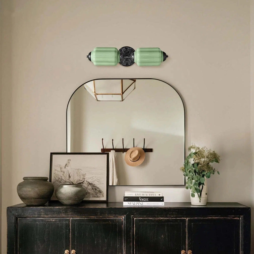 eloise-scallop-glass-sconce