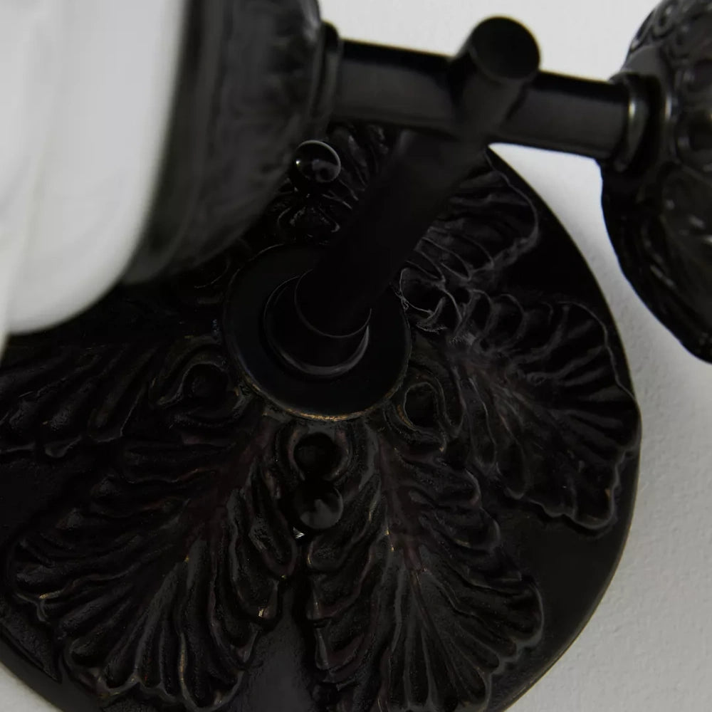 eloise-scallop-glass-sconce