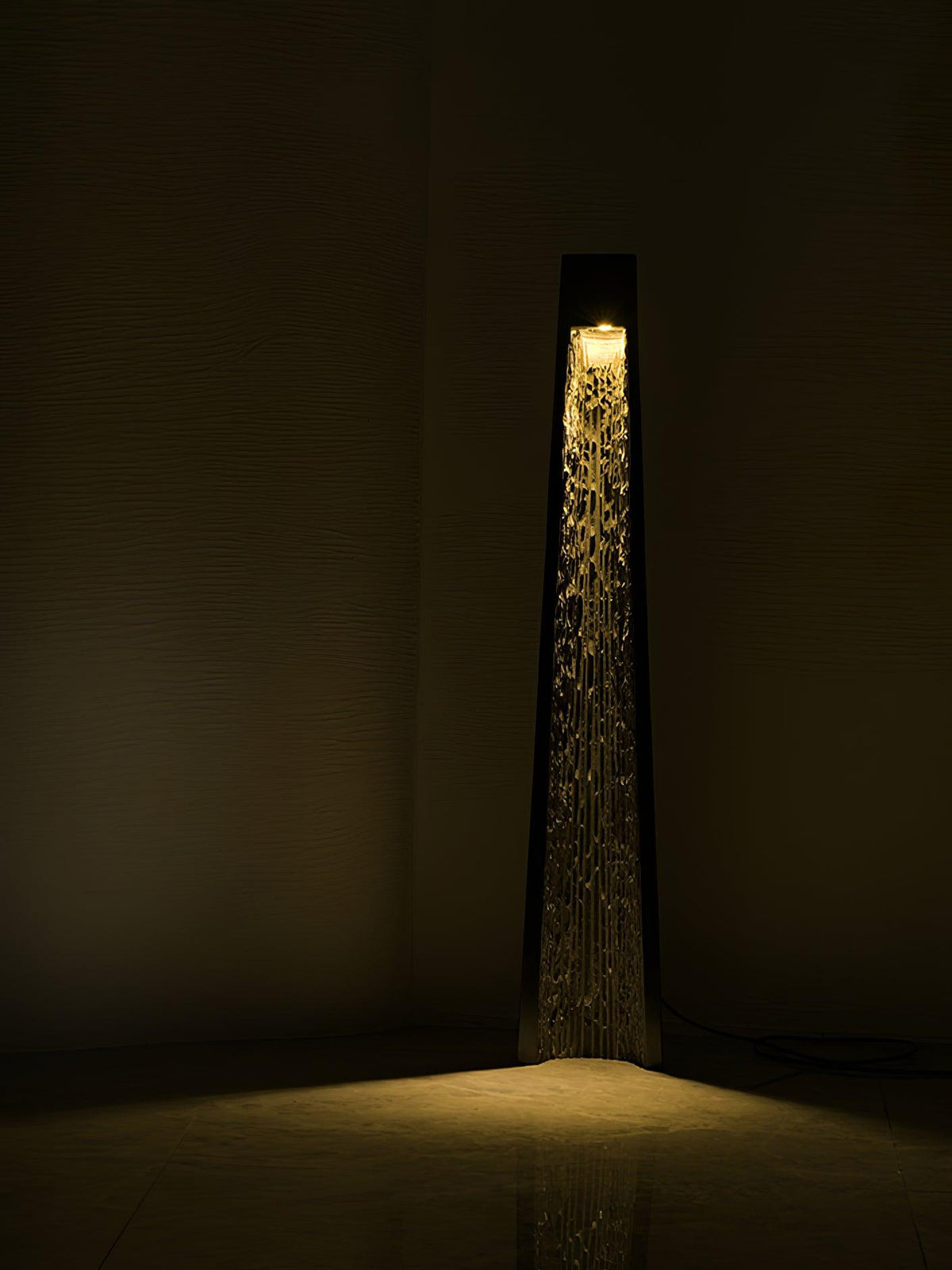 estela-floor-lamp