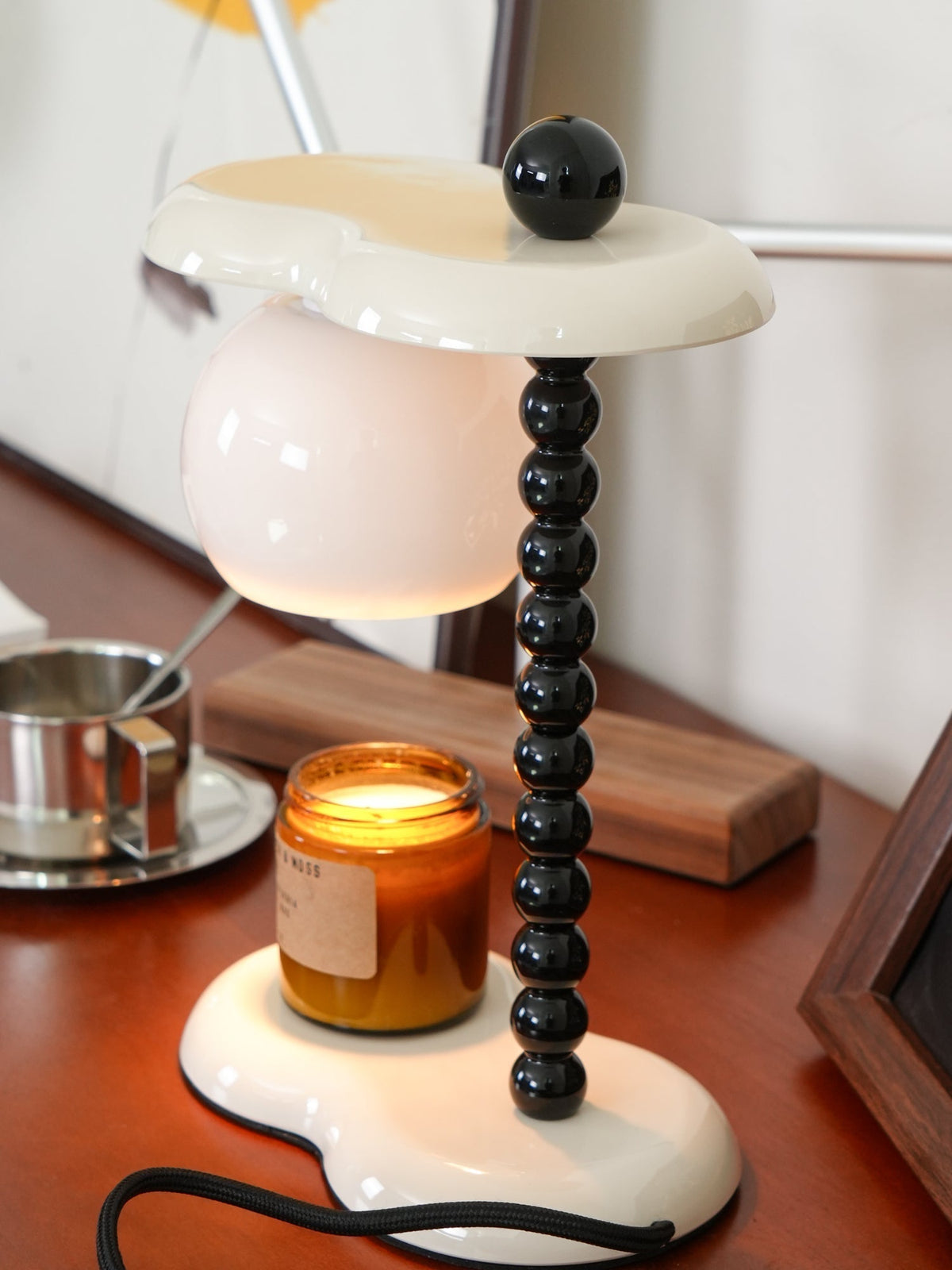 Everalda Metal Table Lamp