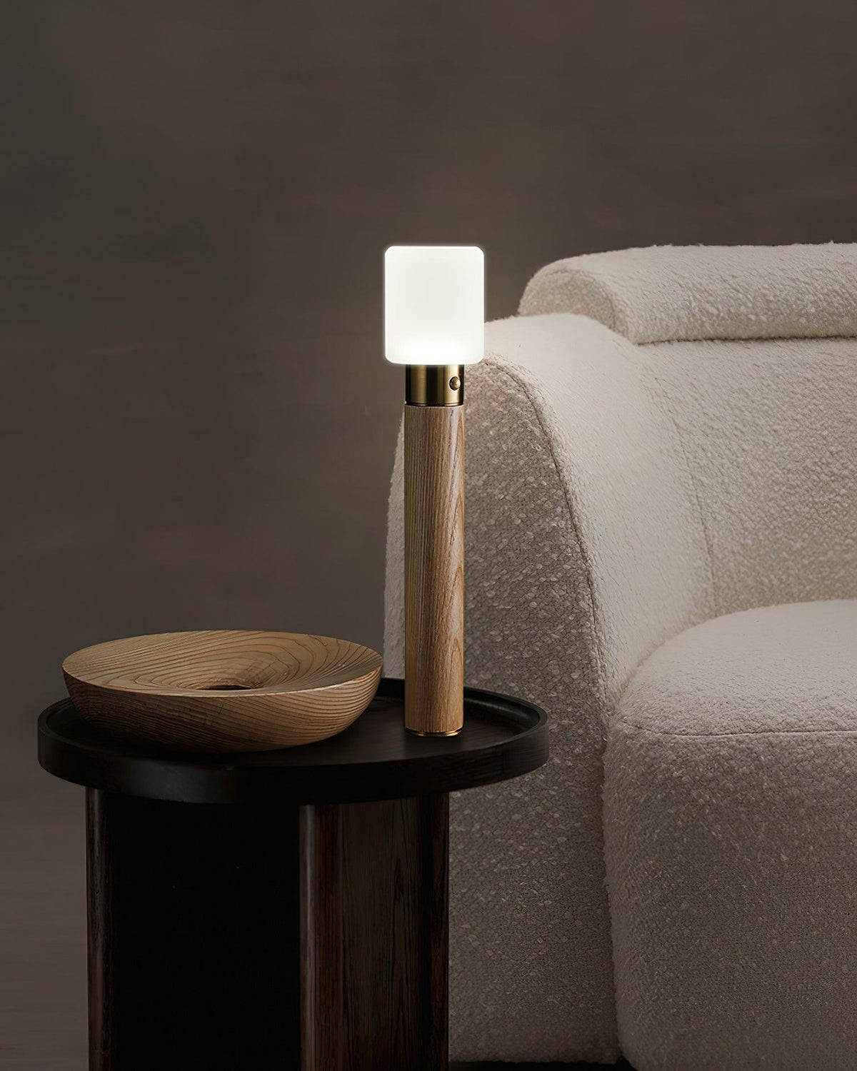 fire-stick-table-lamp