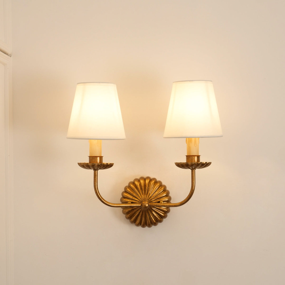 catina-wall-lamp
