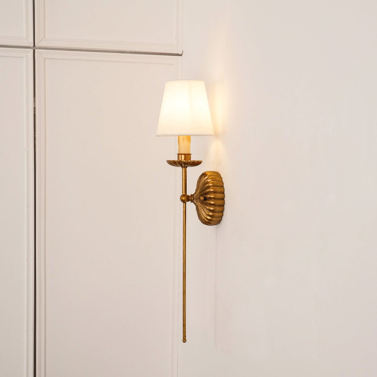 catina-wall-lamp