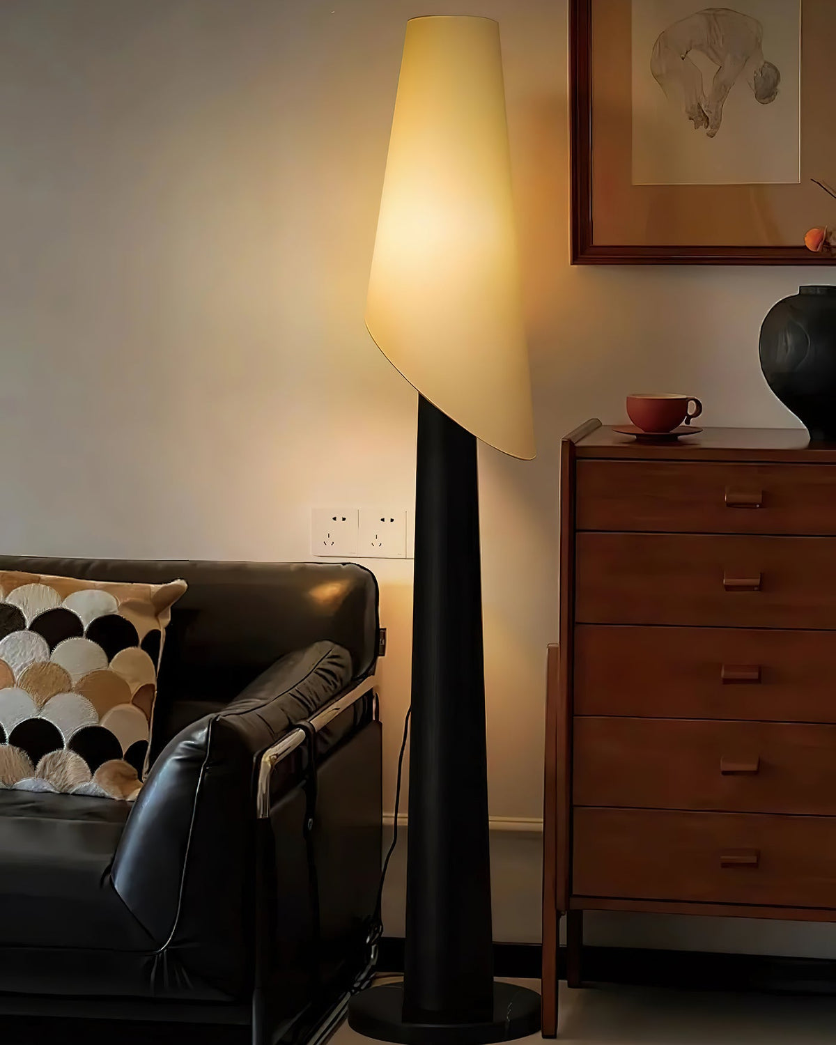flag-floor-lamp