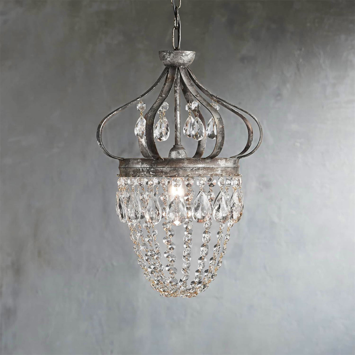 abella-tear-drop-chandelier