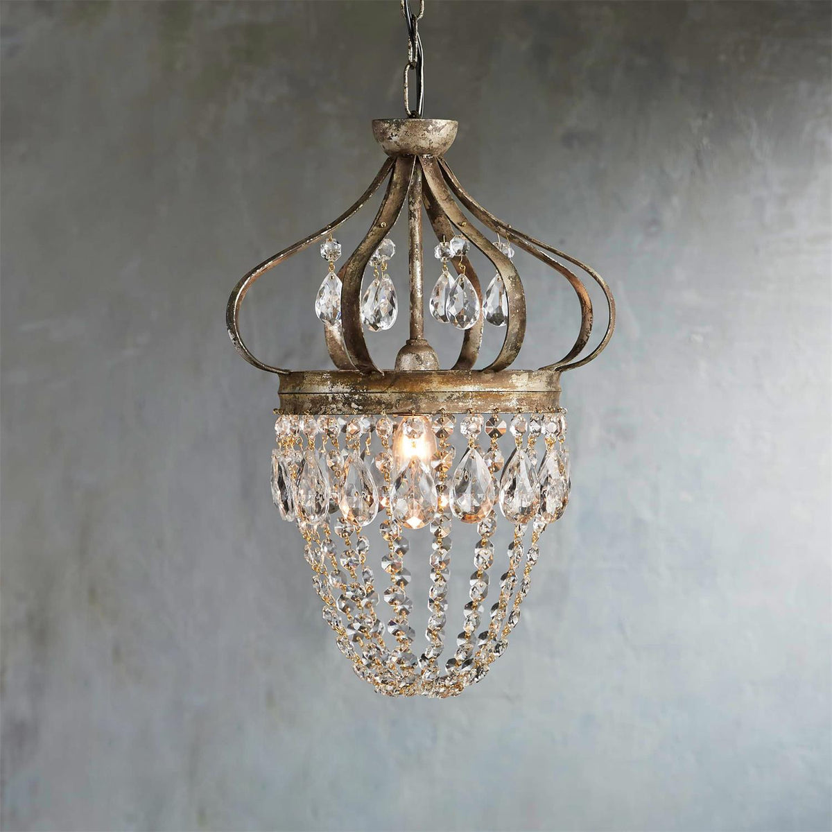 abella-tear-drop-chandelier