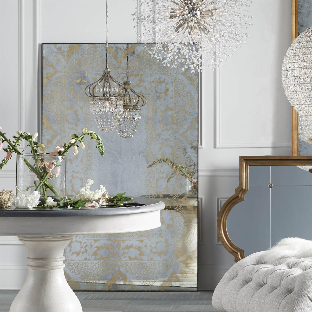 abella-tear-drop-chandelier