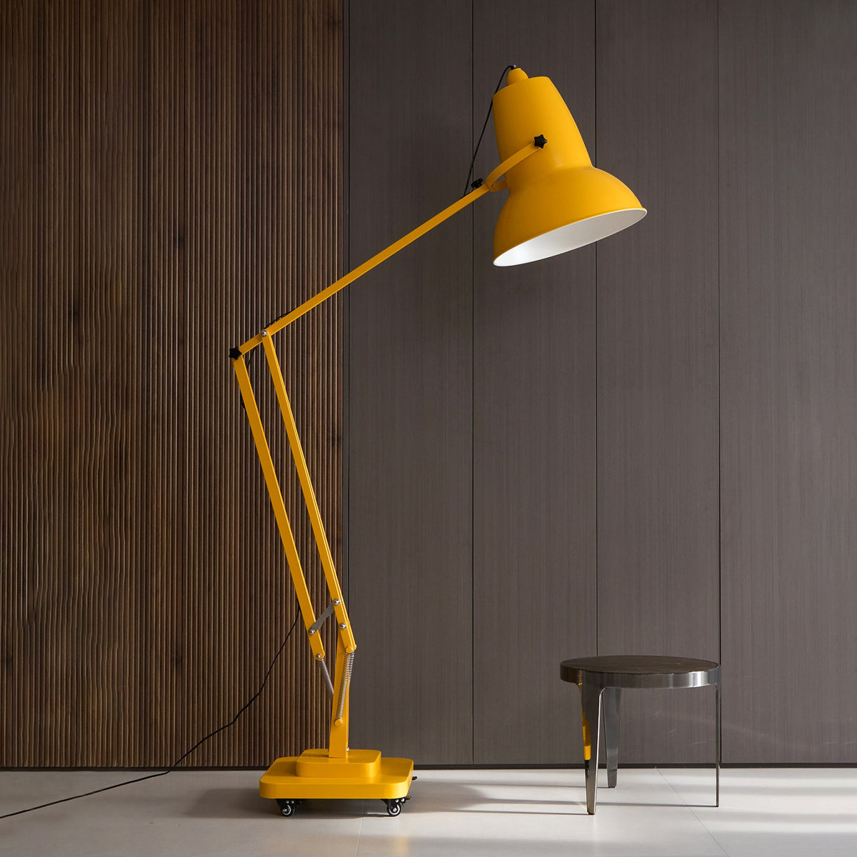 giant-floor-lamp
