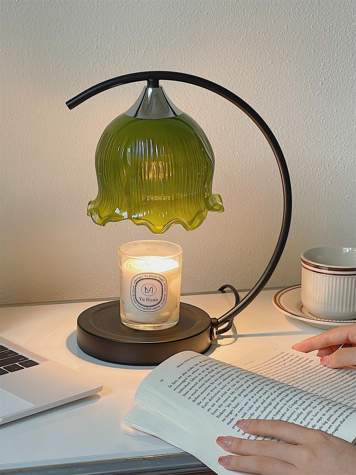 green-aroma-table-lamp