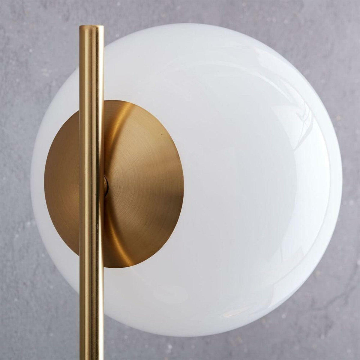 harper-globe-table-lamp