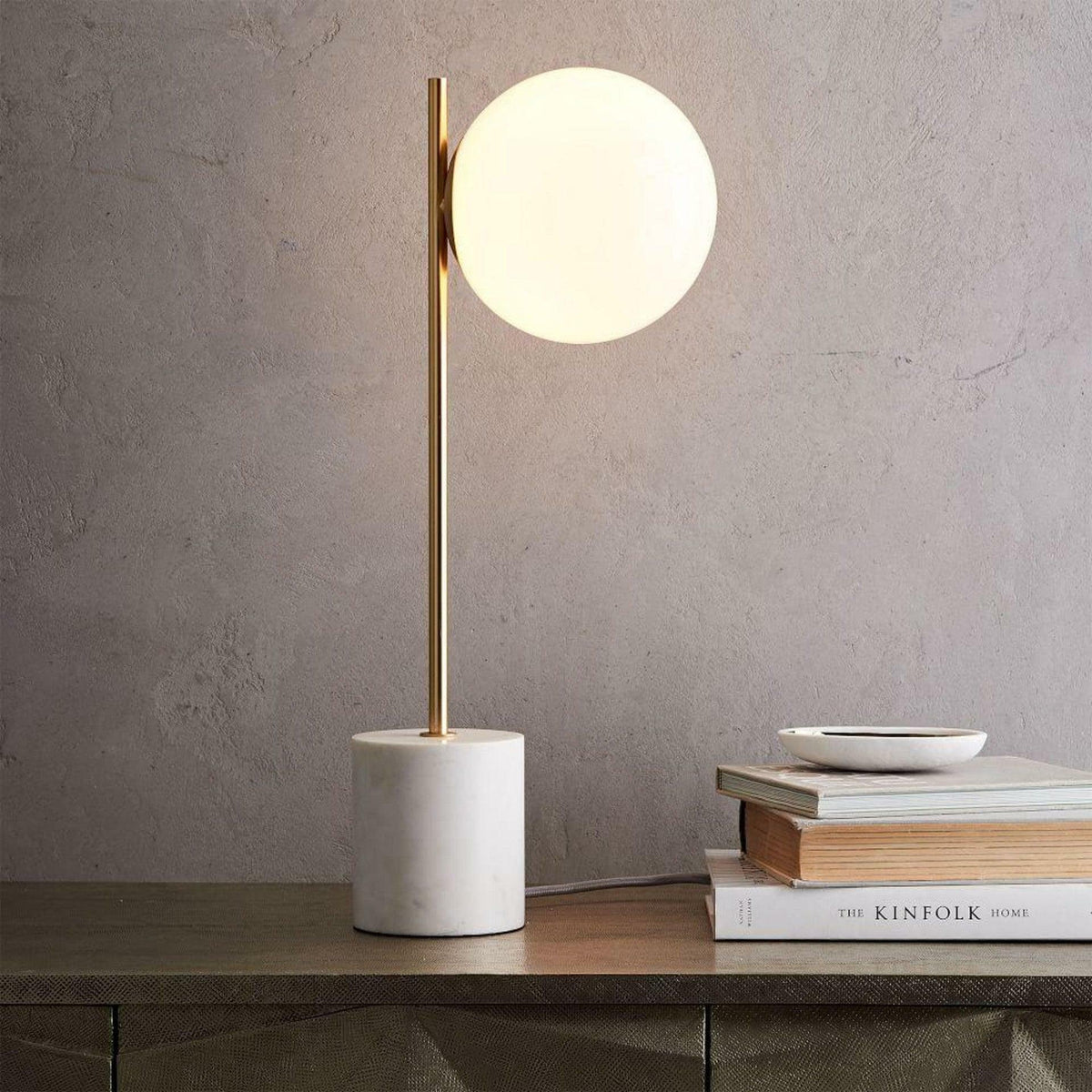 harper-globe-table-lamp