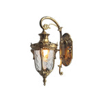 Heritage Outdoor Wall Lamp