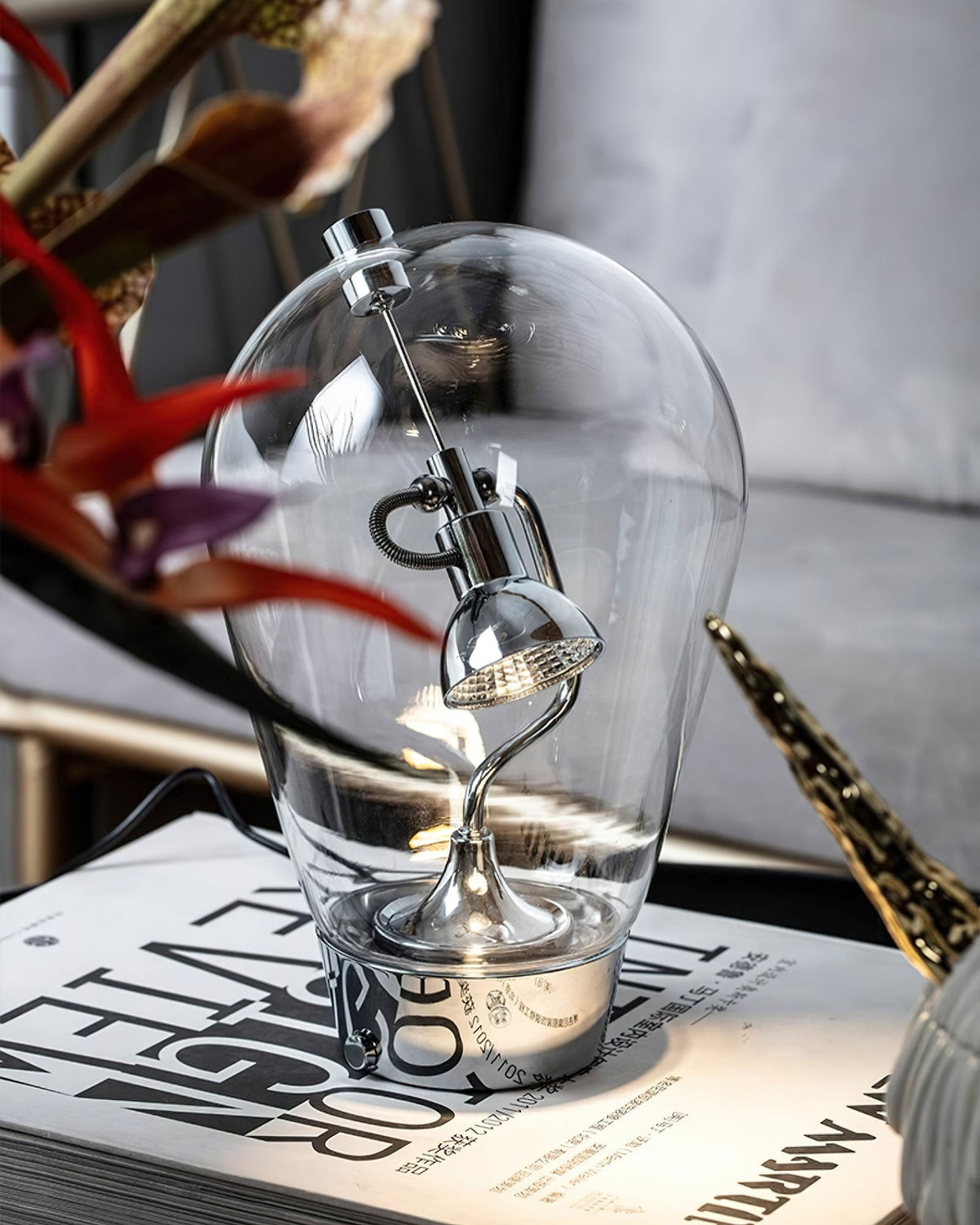 illuminova-adjustable-table-lamp