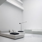 invisible-led-c4-floor-lamp