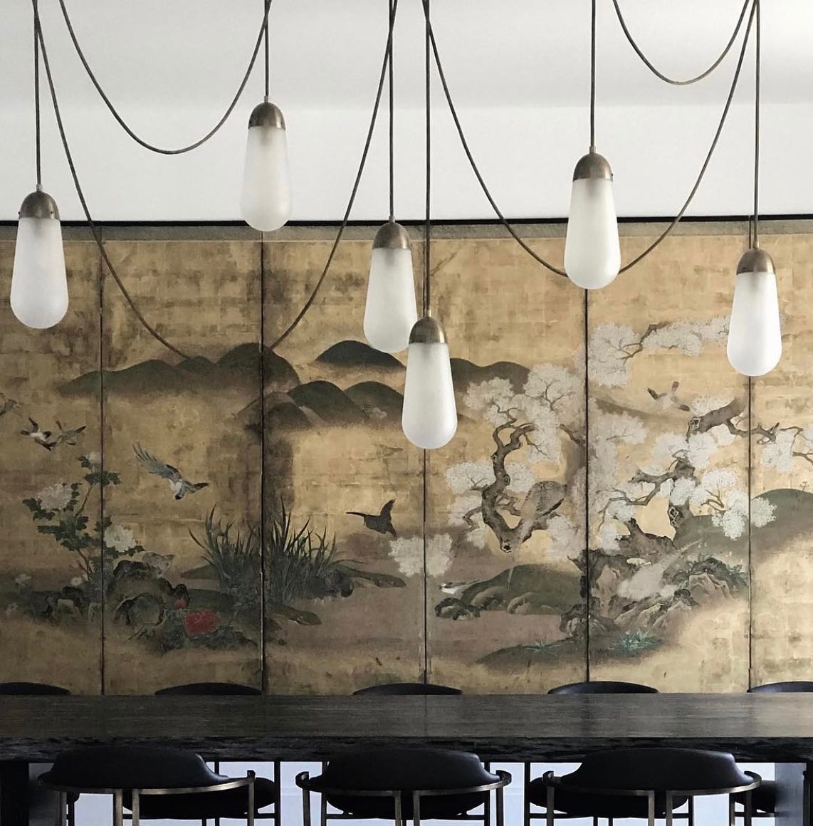 lariat-pendant-lamp