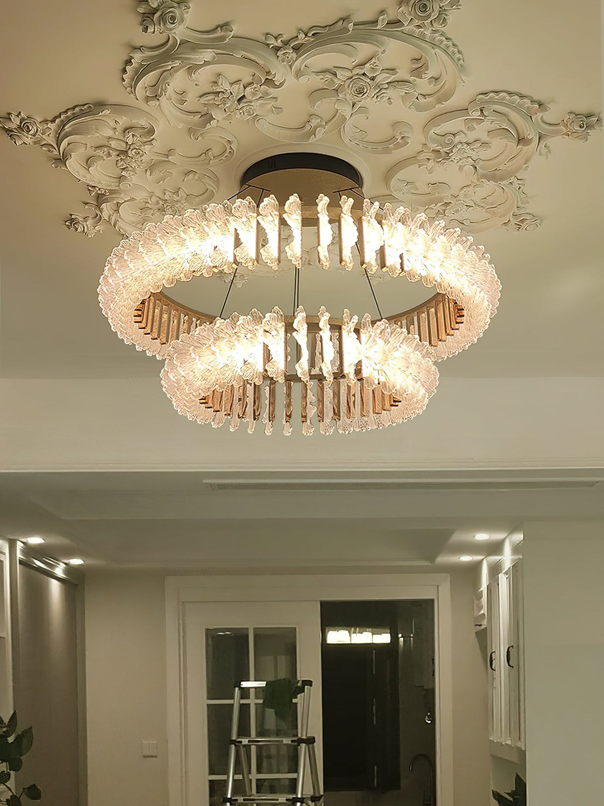 leaf-glass-chandelier