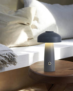 leon-mushroom-table-lamp