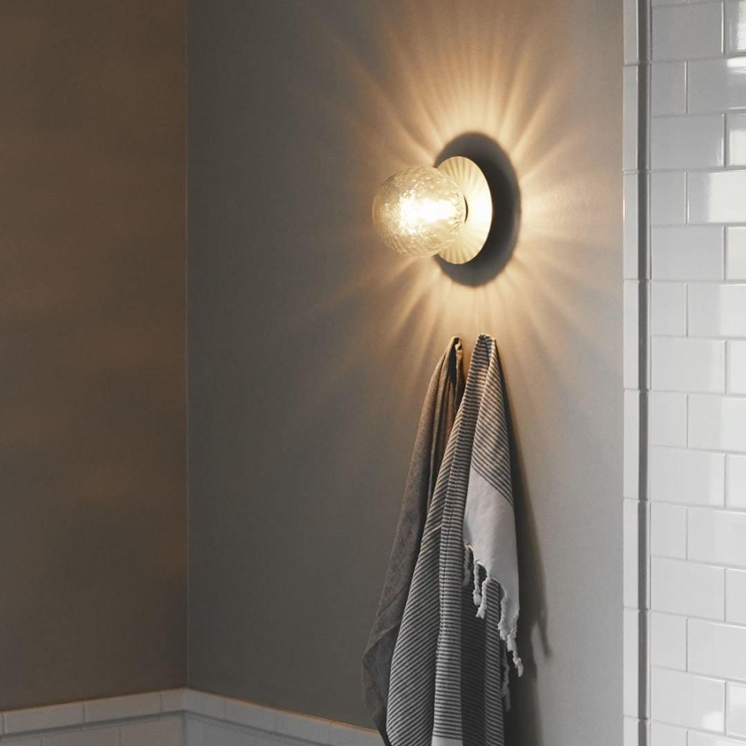 liila-wall-lamp
