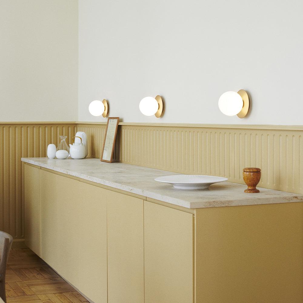 liila-wall-lamp