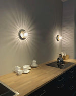 liila-wall-lamp