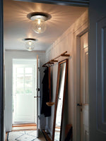 liila-wall-lamp