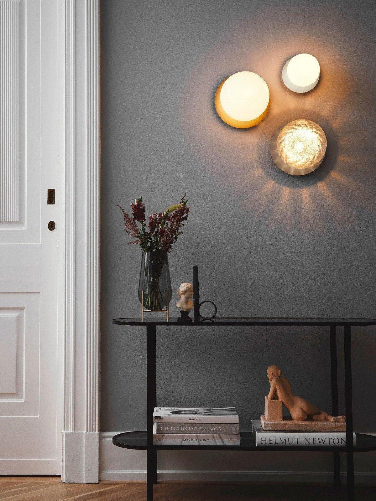 liila-wall-lamp