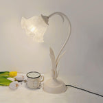 lily-of-the-valley-table-lamp