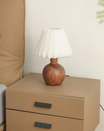 luxe-blossom-table-lamp
