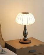 luxe-blossom-table-lamp