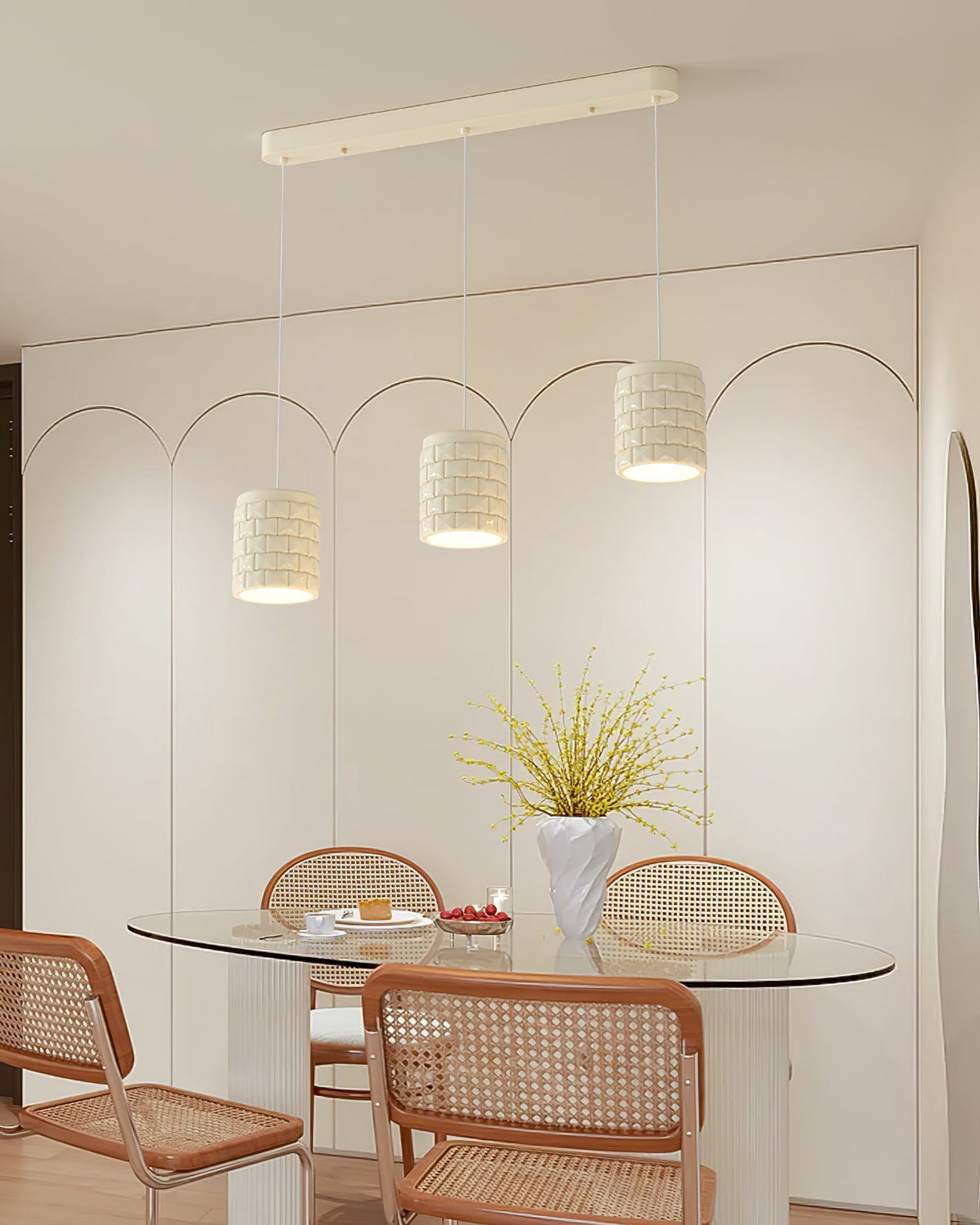 lysne-girl-pendant-lamp