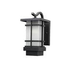 madison-outdoor-wall-lamp