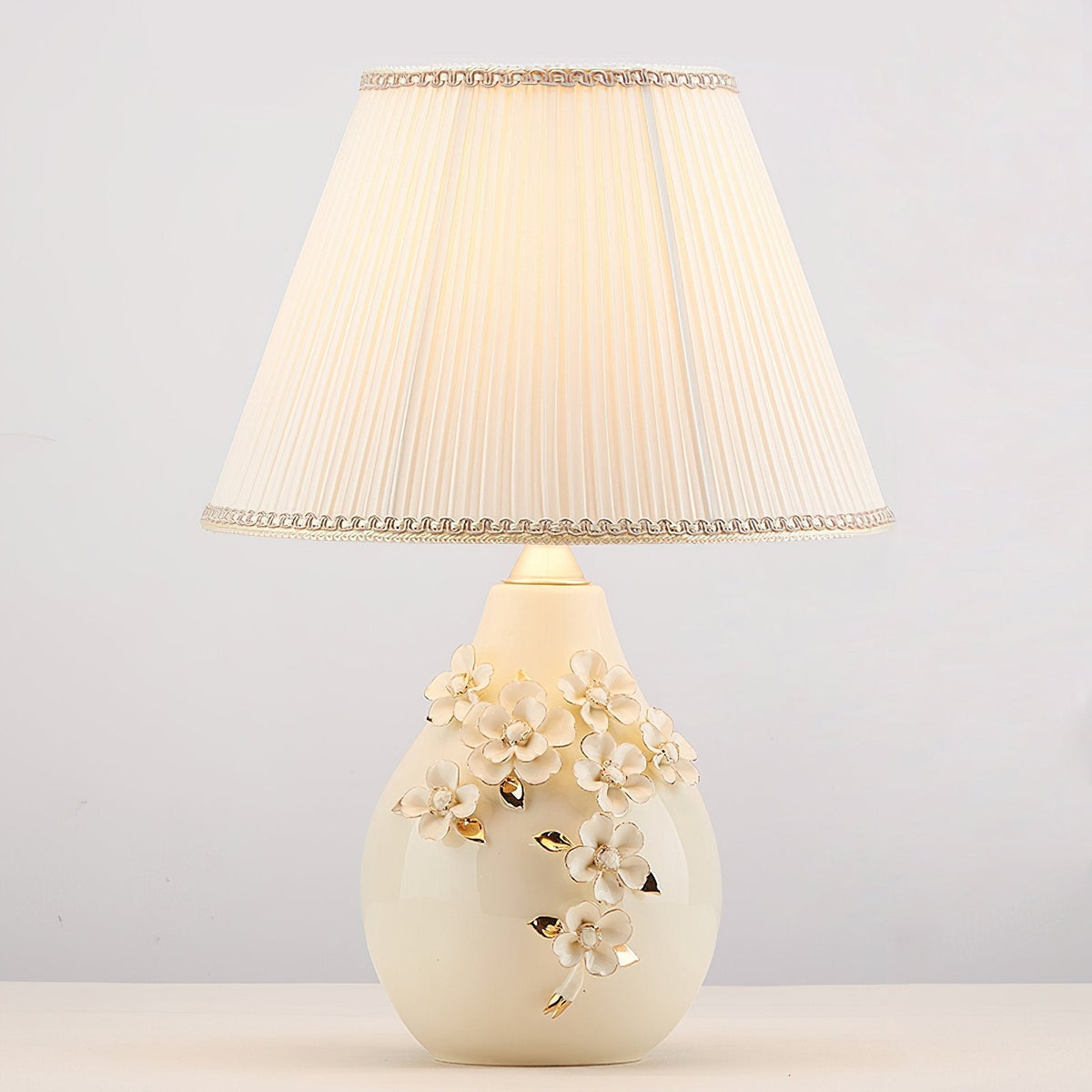 Magnolia Ceramic Table Lamp