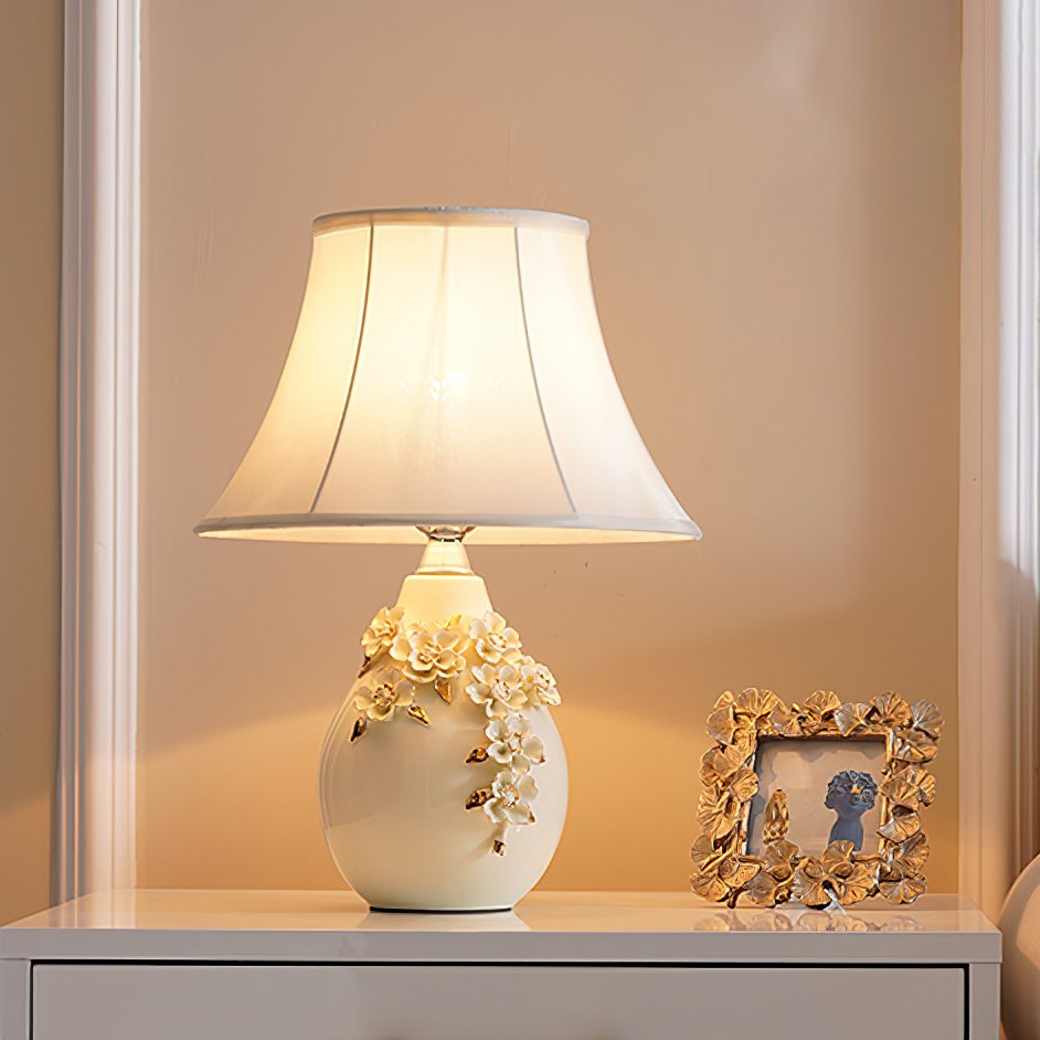 Magnolia Ceramic Table Lamp