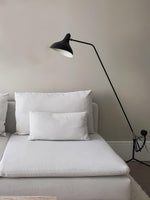 mantis-arm-floor-lamp