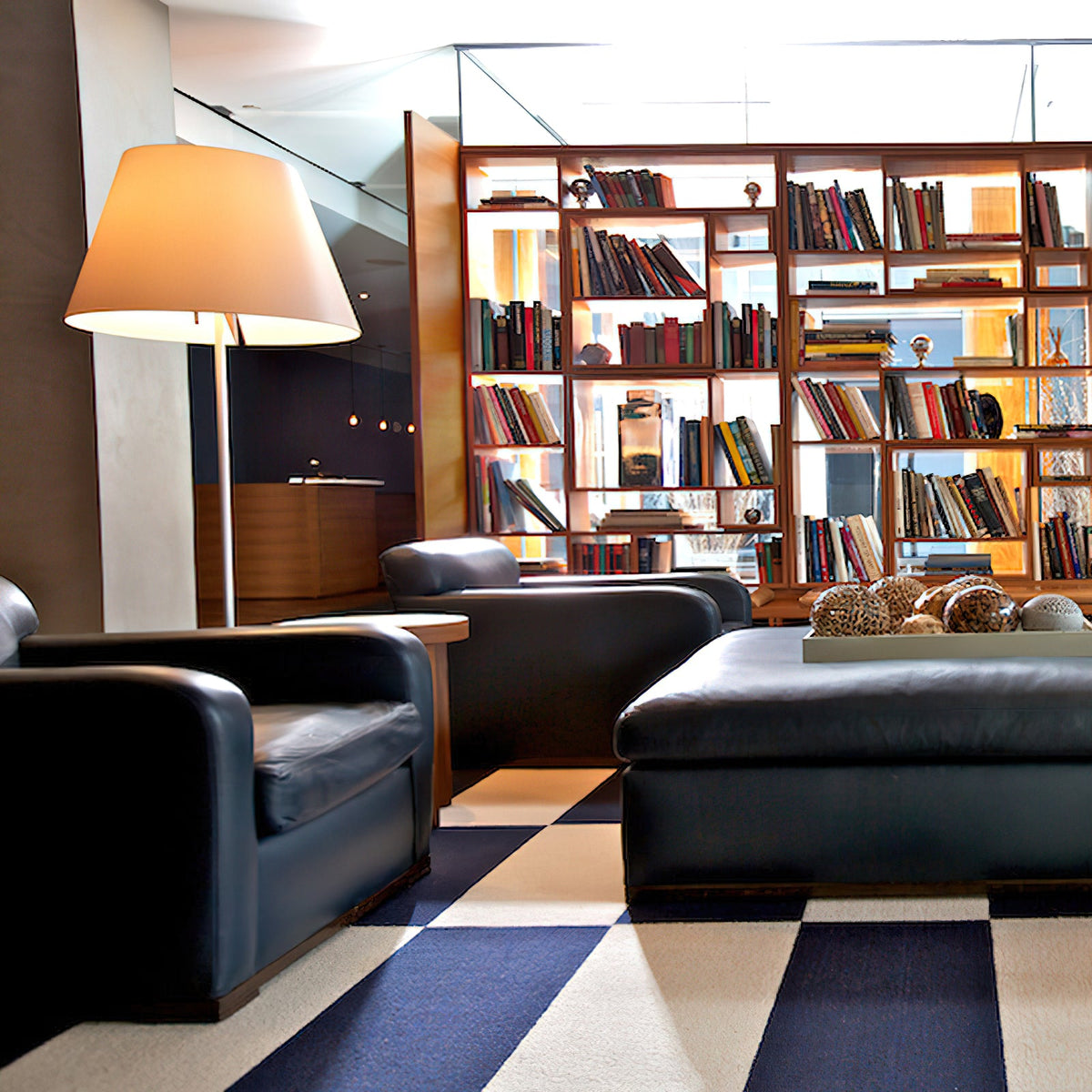 melampo-floor-lamp
