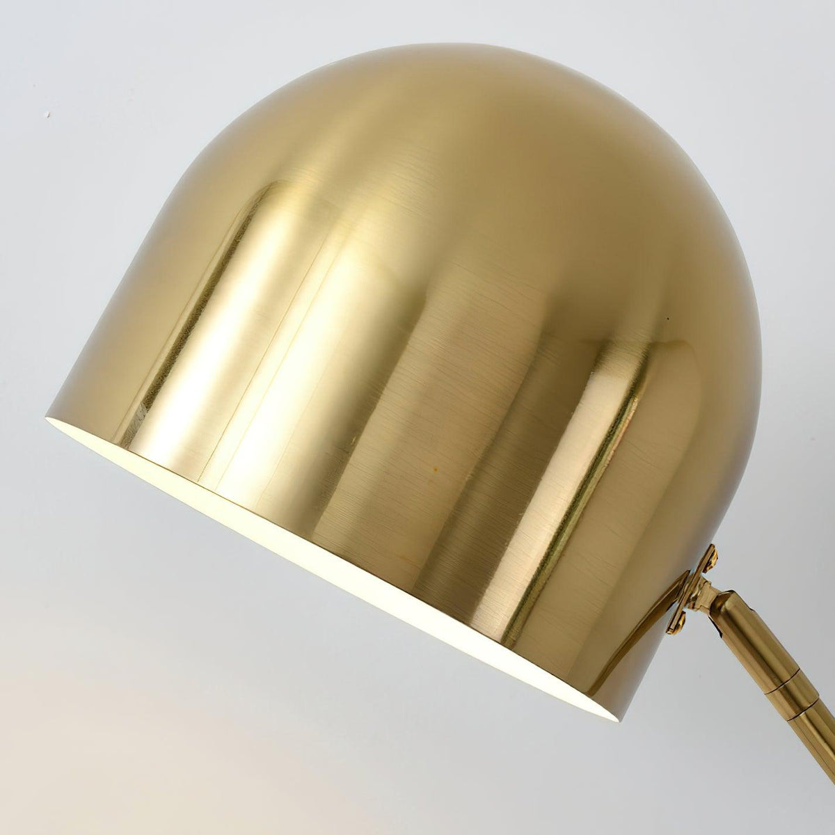 metronome-floor-lamp