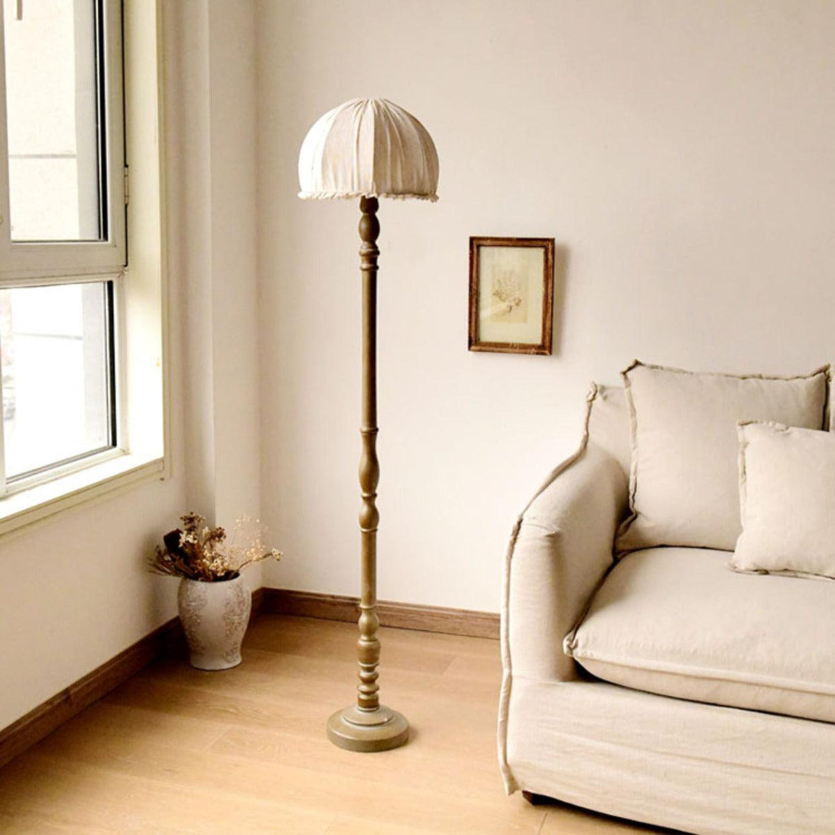 moonshine-wood-floor-lamp