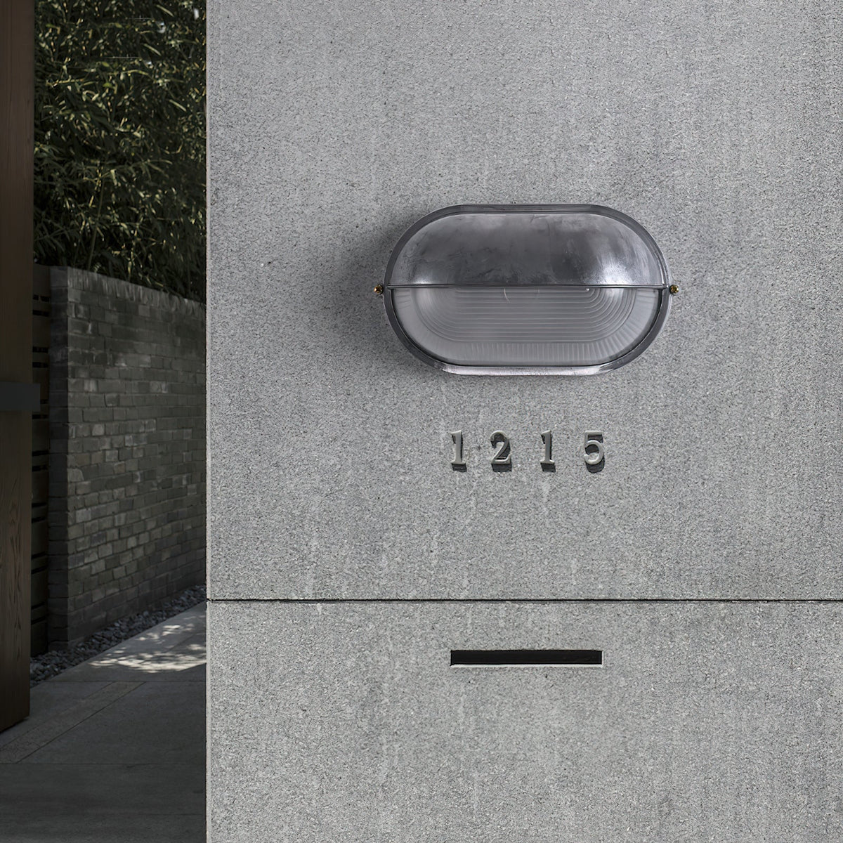 nauticus-outdoor-wall-lamp