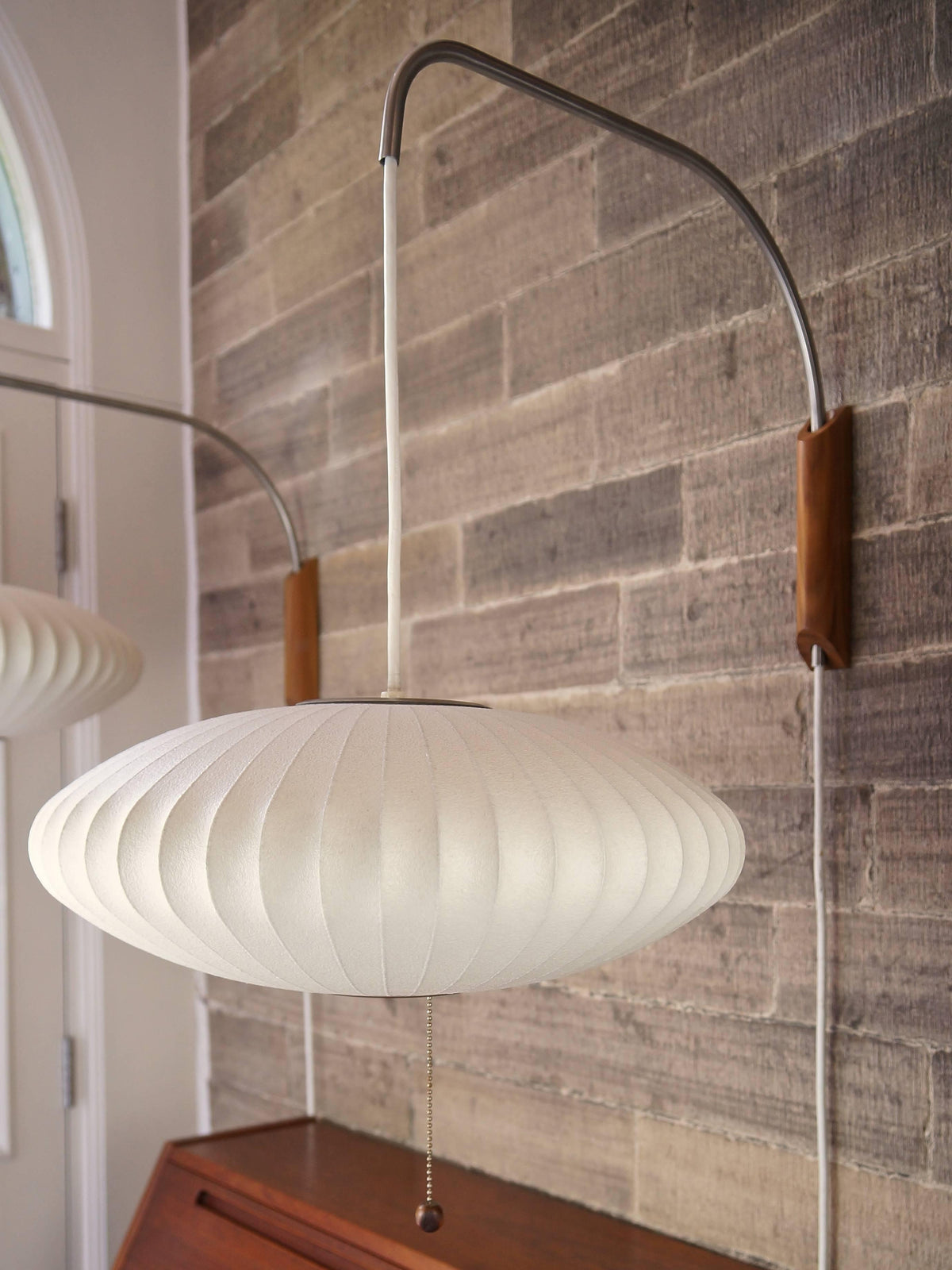 nelson-wall-lamp