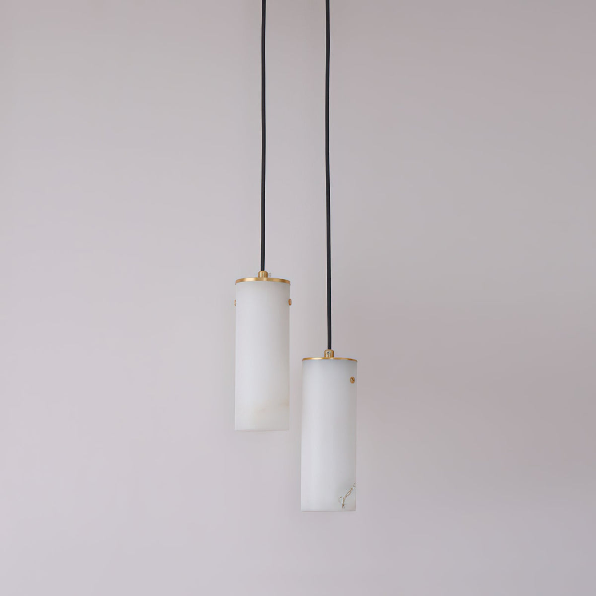 nula-vertical-pendant-light