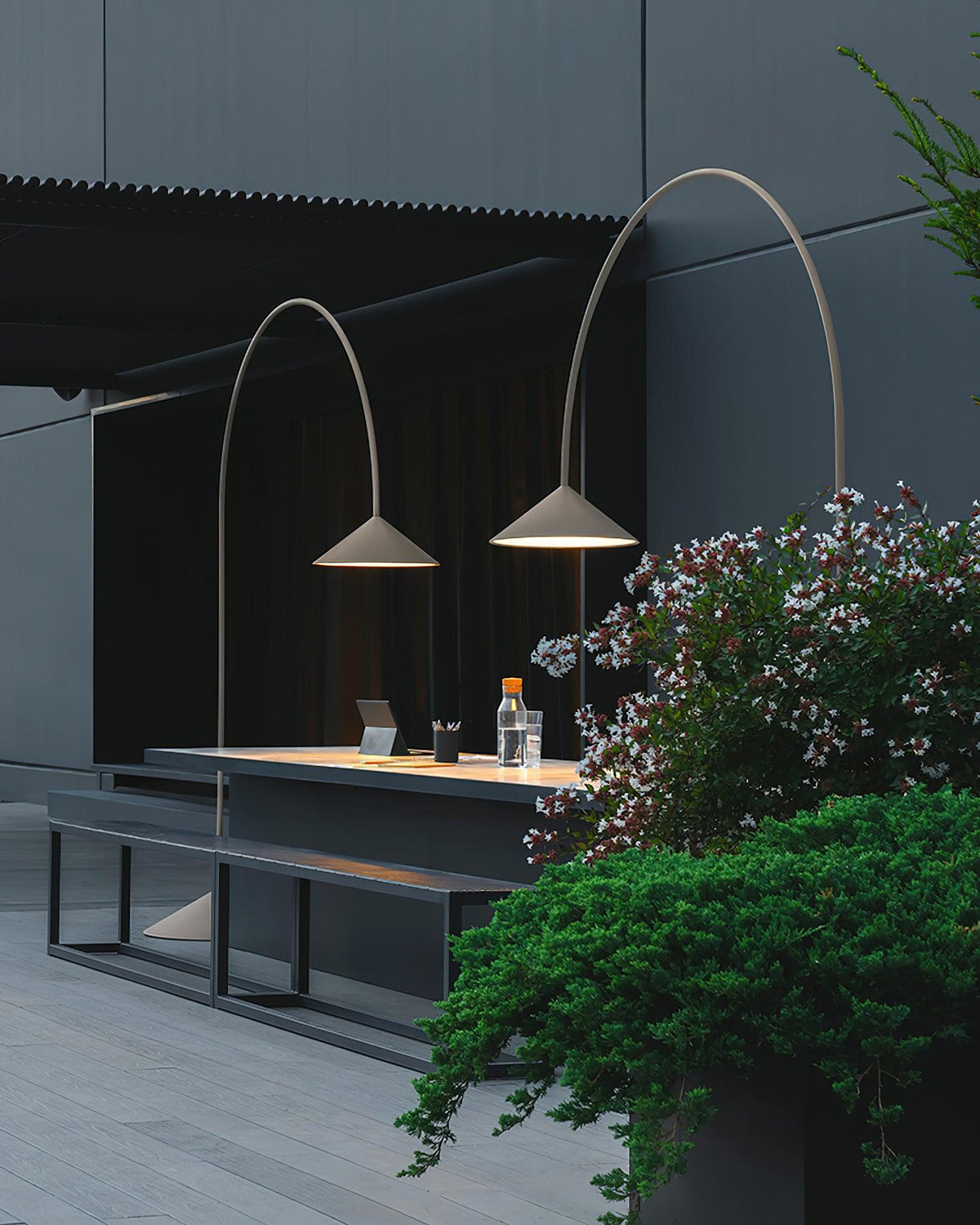 out-floor-lamp