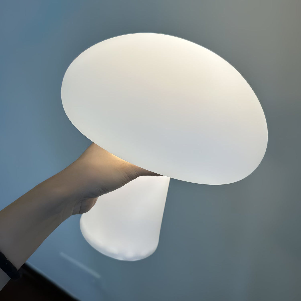 obello-table-lamp