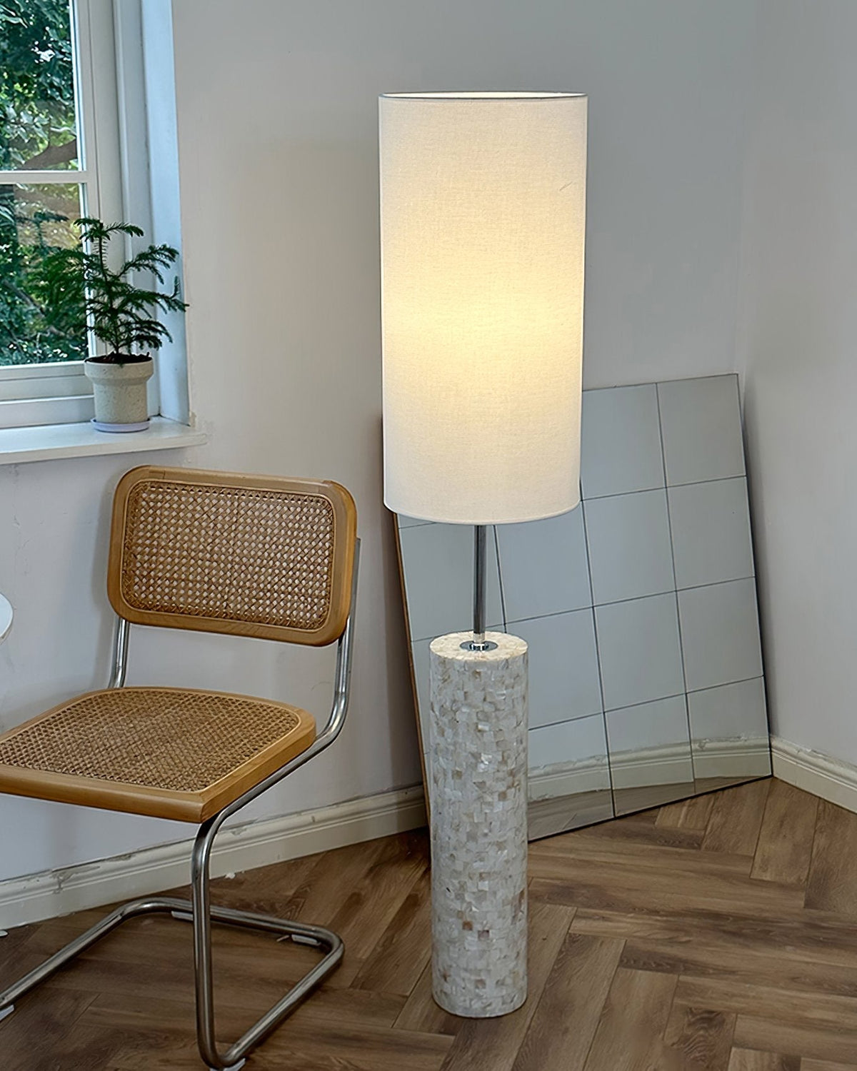 Ollie Floor Lamp
