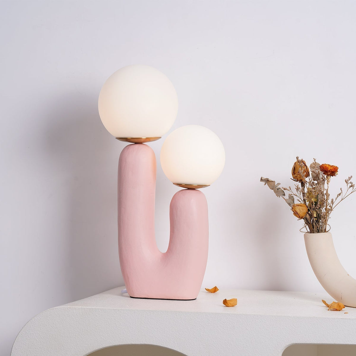 Oo_Rough_Table_Lamp