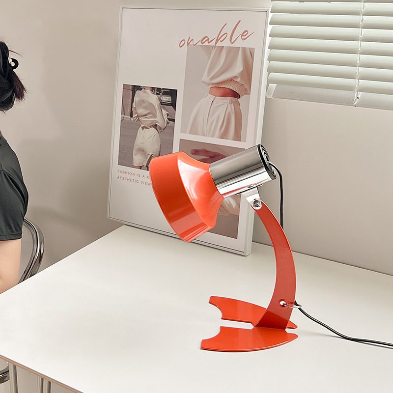 Orange Daffy Table Lamp