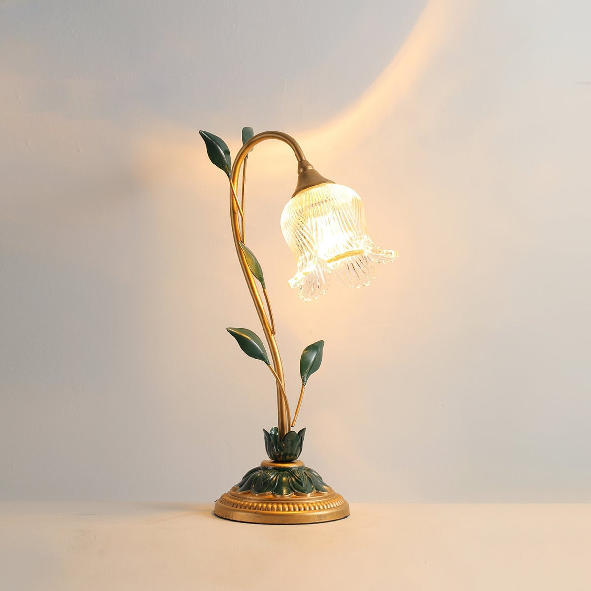 Pastoral Floral Table Lamp
