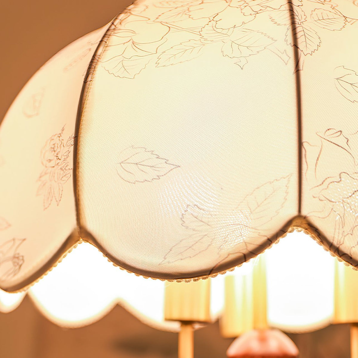 Pastoral Scallop Pendant Lamp