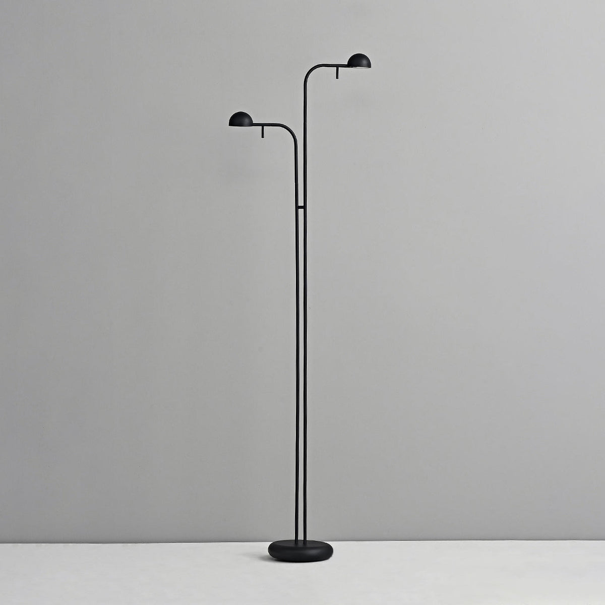 pin-floor-lamp