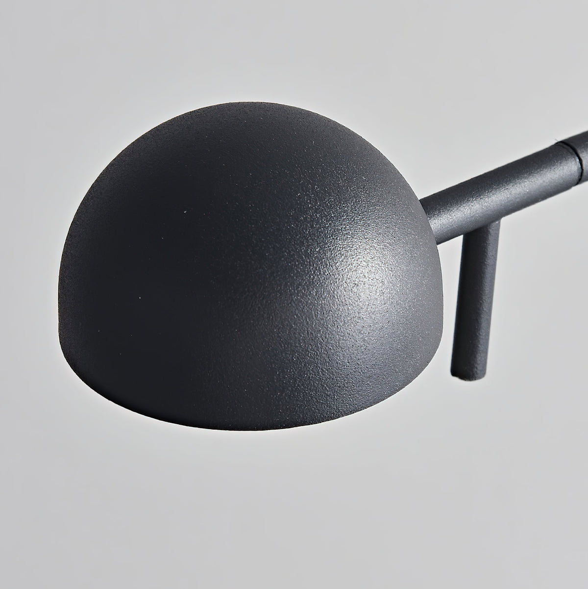 pin-floor-lamp