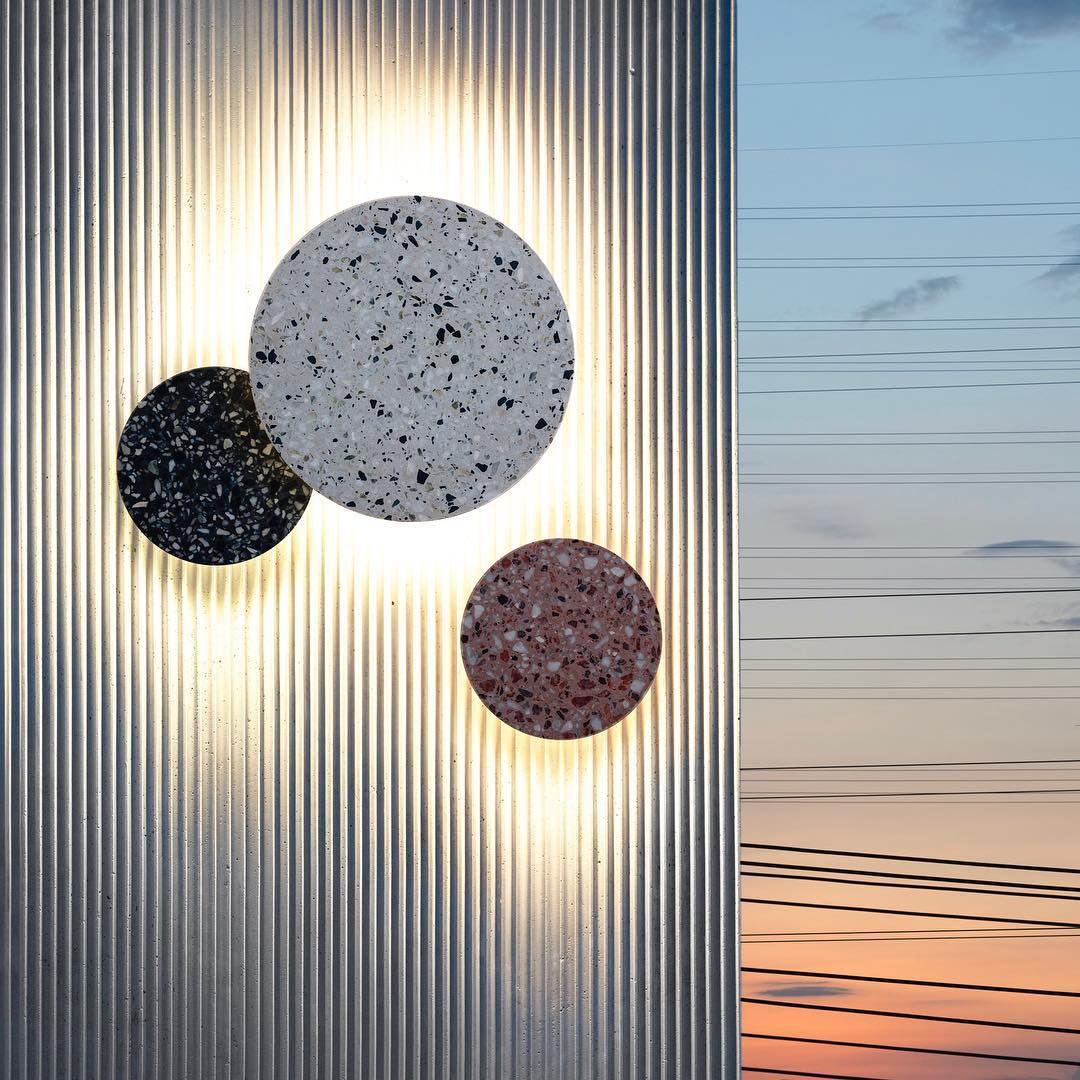 Pin Wall Lamp